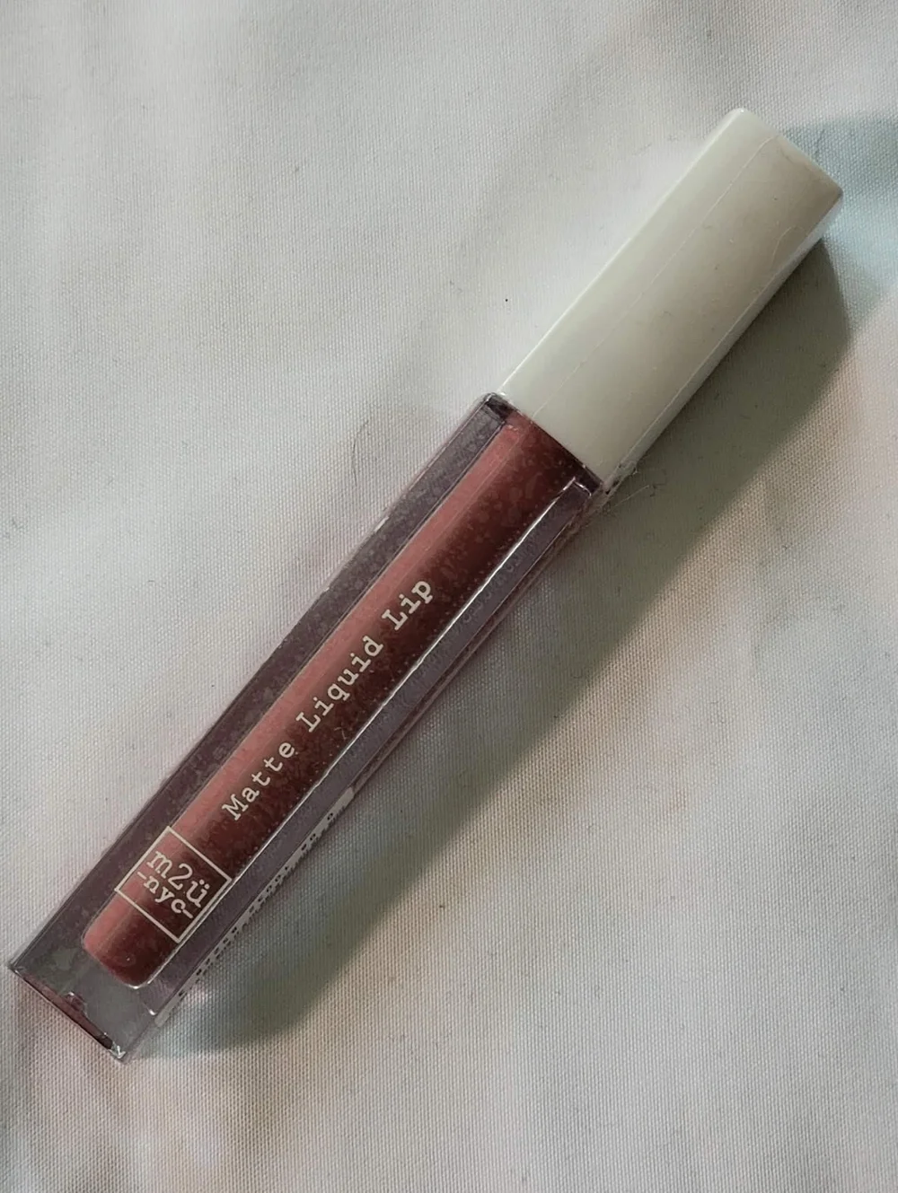 4/25 Bundle Item. m2ü Matte Liquid Lippie in Soho